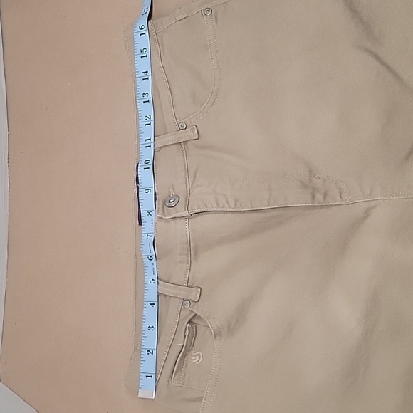Gloria Vanderbilt Size 14 Amanda Khaki Colored Jeans, Excellent Used Condition - Picture 3 of 11